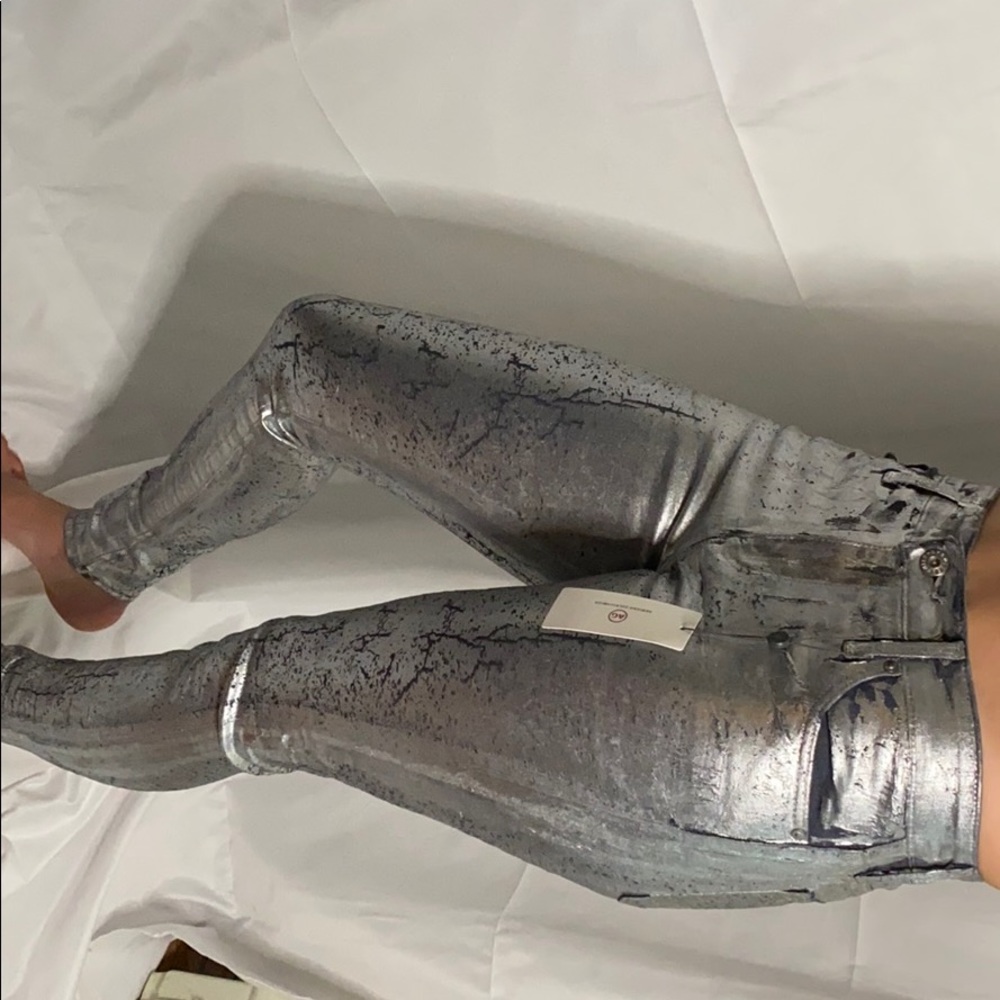 Jeans.
